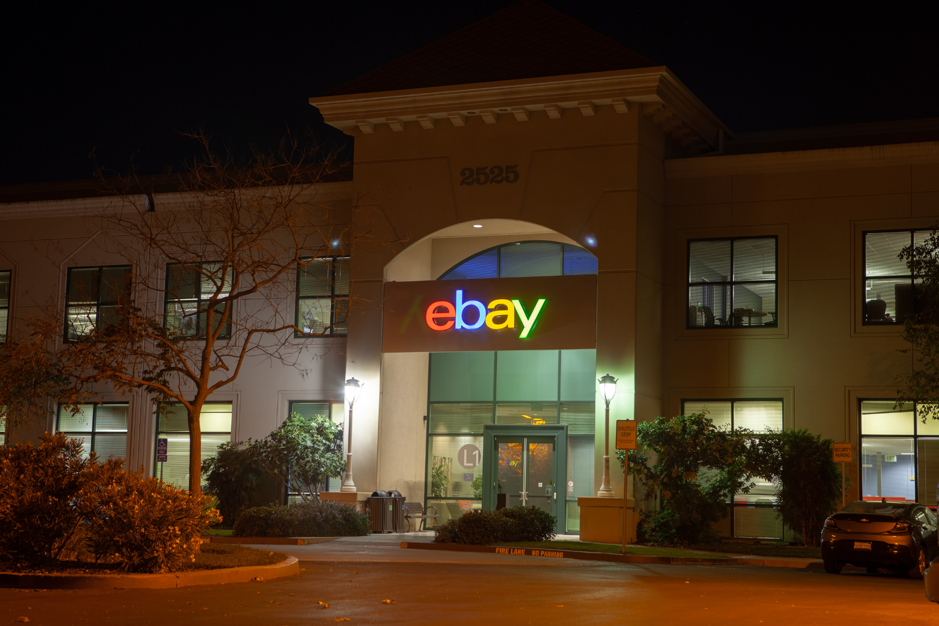 eBay seeks to dismiss data breach lawsuit